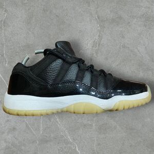 Nike Air Jordan 11 Retro Low "72-10" Black 528896-001 Boys Size 7Y Womens 8.5
